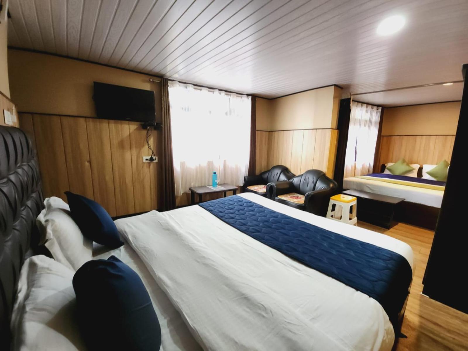 Veronica Alpina Mountain View Home Dardżyling Zewnętrze zdjęcie